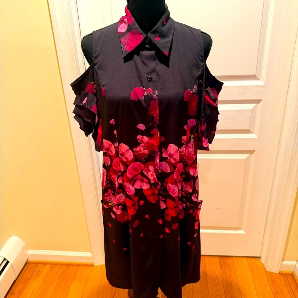 🔥Samuel Dong BlackCold Shoulder Dress with Pink FloralAccents and Flower details